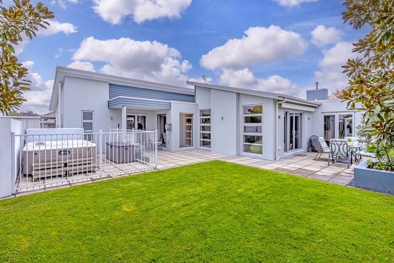 Photo of property in 3 Eaglesome Avenue, Aidanfield, Christchurch, 8025