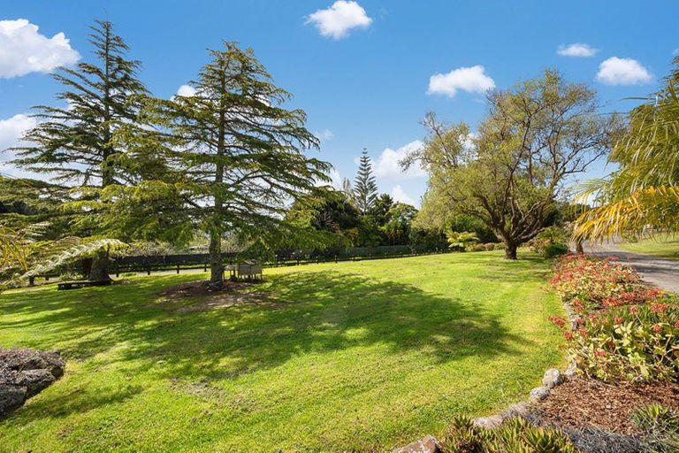 Photo of property in 101 Awanui Rise, Papakura, 2582