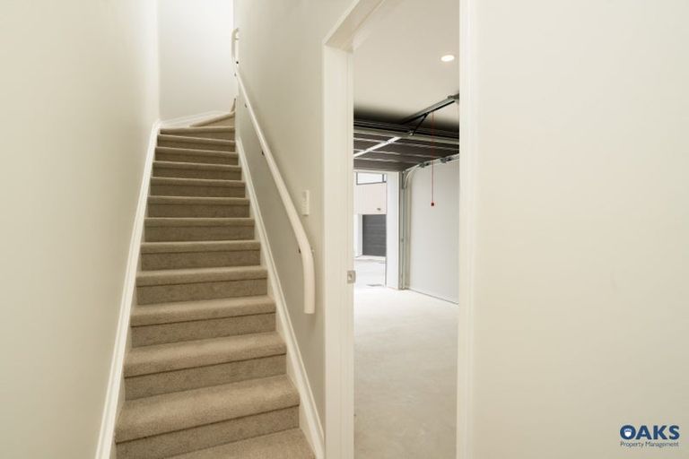 Photo of property in 8 Hinonga Loop, Silverdale, 0932