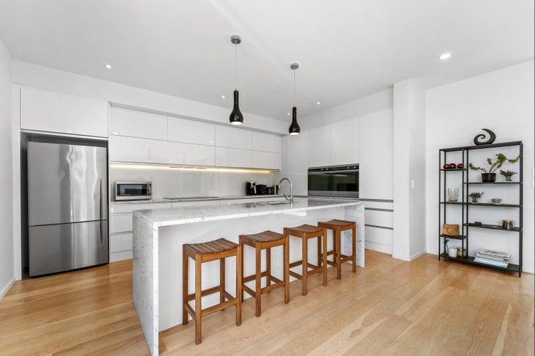 Photo of property in 11b Duncansby Road, Stanmore Bay, Whangaparaoa, 0932