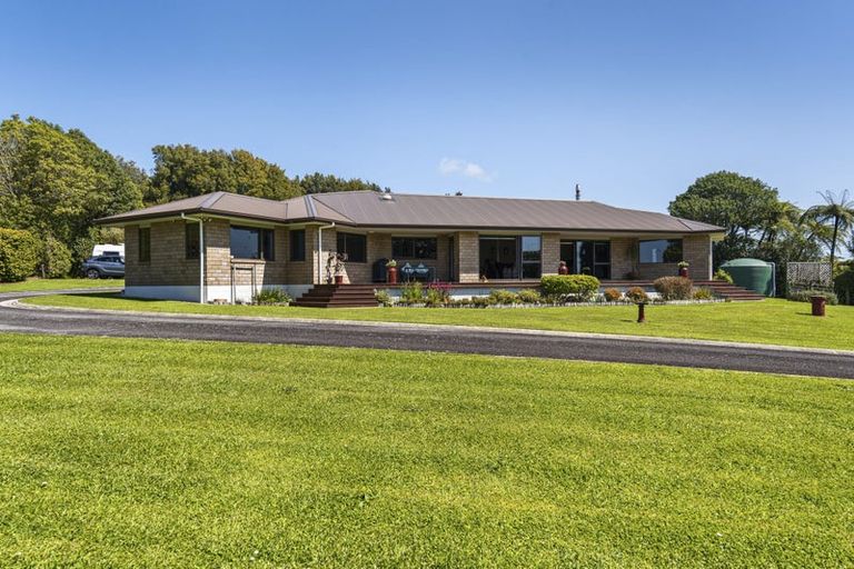 Photo of property in 869 Carrington Road, Hurworth, New Plymouth, 4371