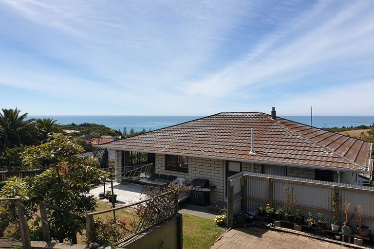 Photo of property in 72 Churchill Street, Kaikoura, 7300