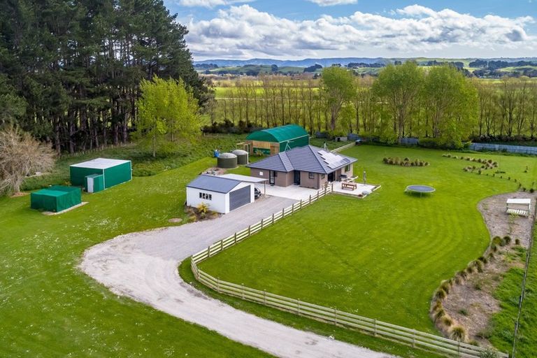 Photo of property in 81 Halls Road, Pahiatua, 4910