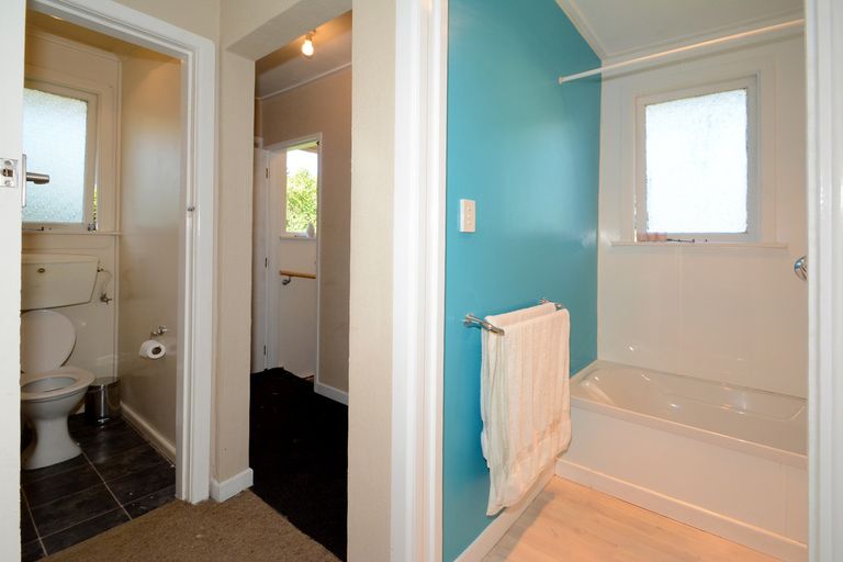 Photo of property in 15 Bell Crescent, Concord, Dunedin, 9018