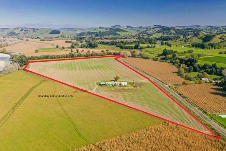 Photo of property in 406 Whatatutu Road, Te Karaka, 4094