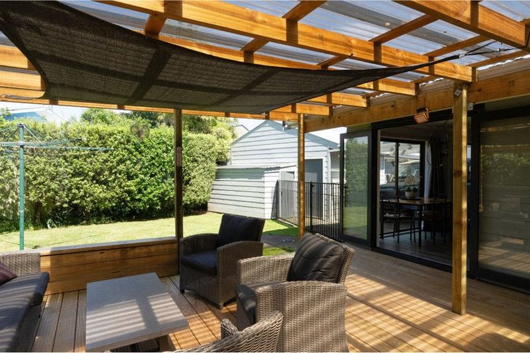 Photo of property in 14 Matipo Street, Levin, 5510