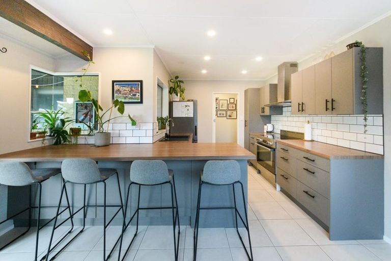 Photo of property in 14 Huntly Street, Foxton, 4814