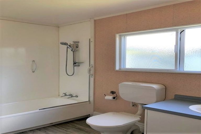 Photo of property in 38a Saint Annes Street, Levin, 5510