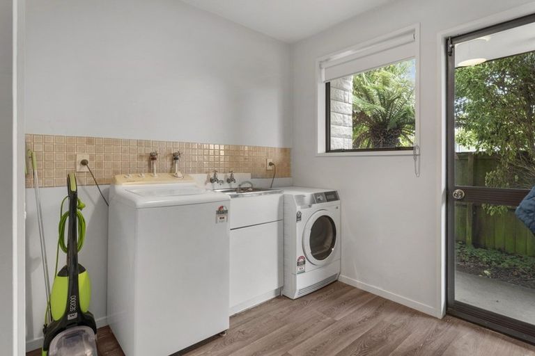 Photo of property in 23 Freebairn Street, Redwood, Christchurch, 8051