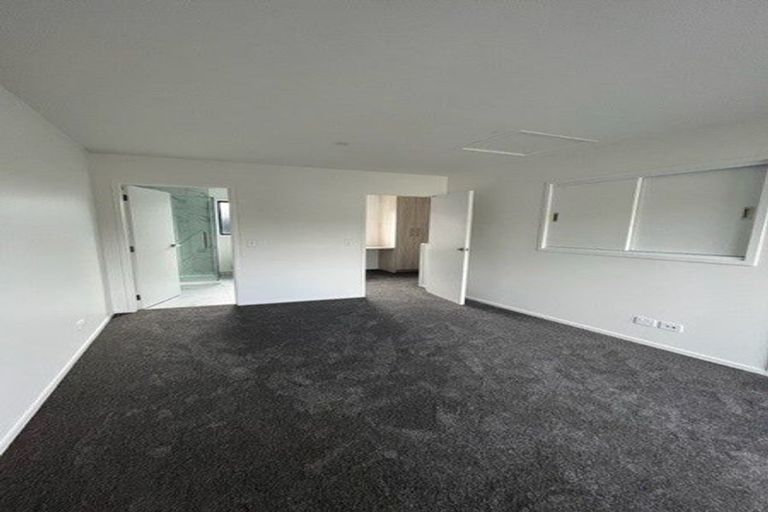 Photo of property in 2/41 Collingwood Street, Waterloo, Lower Hutt, 5011