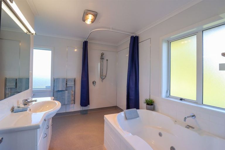 Photo of property in 72 Jellicoe Street, Oceanview, Timaru, 7910