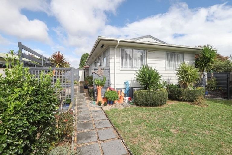 Photo of property in 12 Camden Place, Pukete, Hamilton, 3200