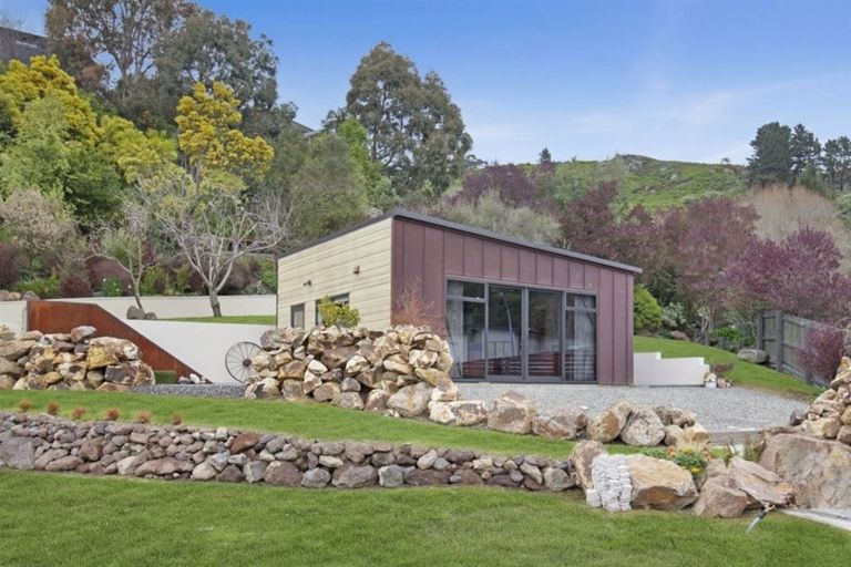 Photo of property in 25 Alderson Avenue, Hillsborough, Christchurch, 8022