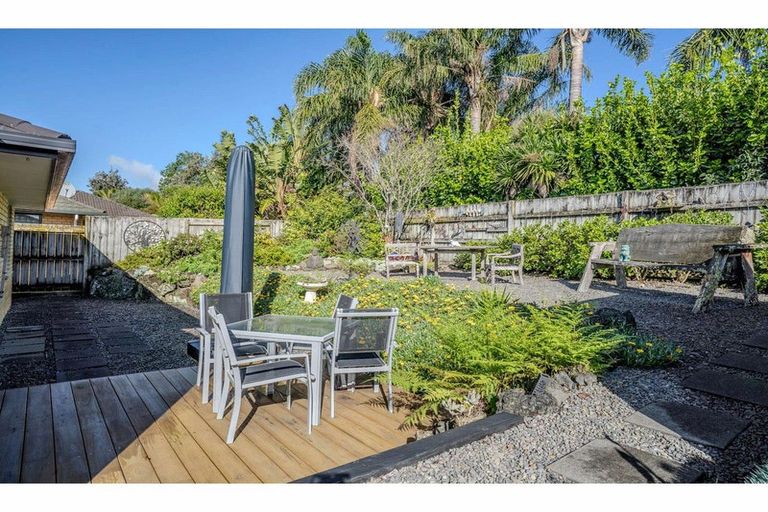 Photo of property in 21 Ranui Avenue, Kerikeri, 0230