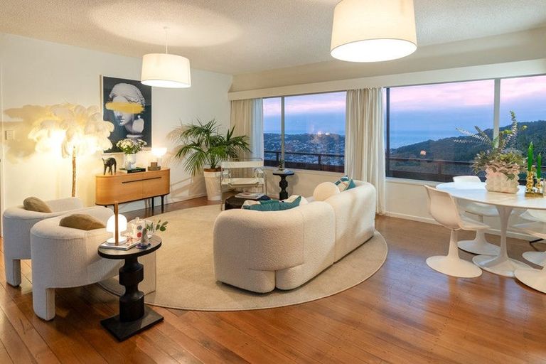 Photo of property in 6 Stormont Place, Kingston, Wellington, 6021