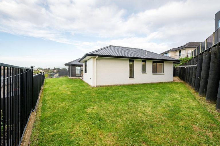 Photo of property in 24 Drower Glen, Flagstaff, Hamilton, 3210