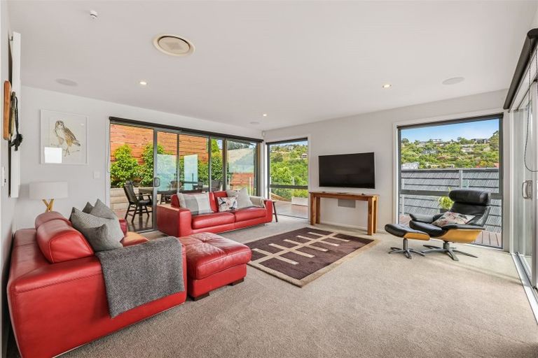 Photo of property in 8 De Thier Lane, Richmond Hill, Christchurch, 8081