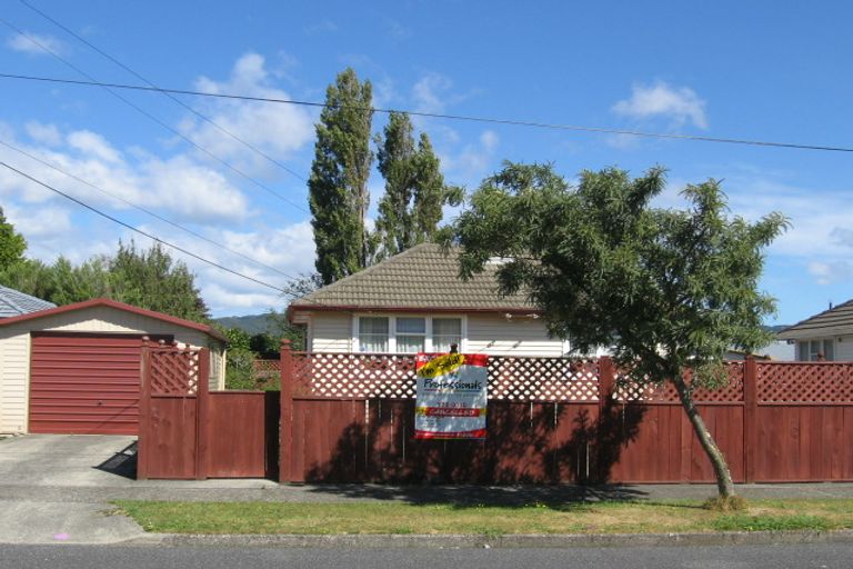 Photo of property in 69 Thackeray Street, Trentham, Upper Hutt, 5018
