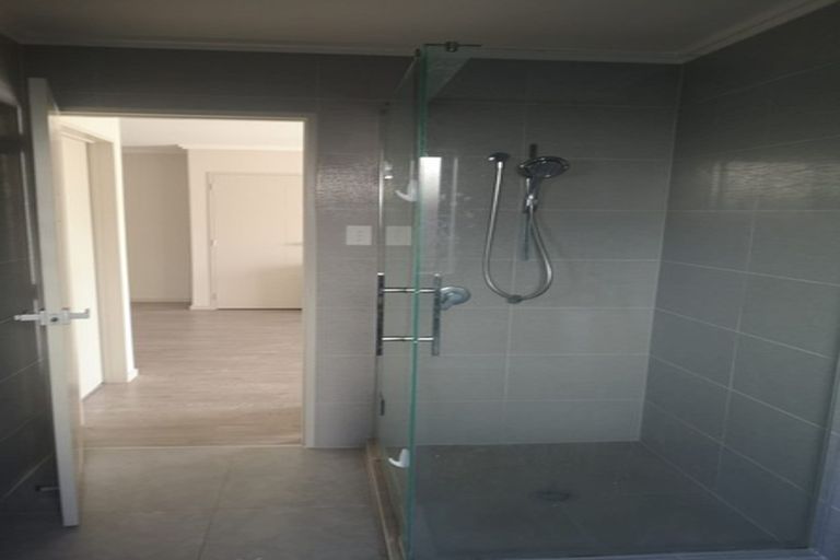 Photo of property in 19 Dawood Place, The Gardens, Auckland, 2105