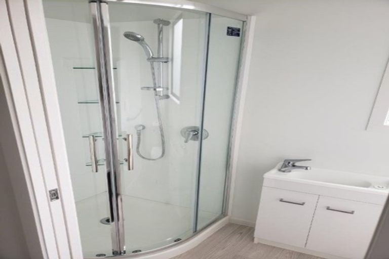 Photo of property in 1 Inverness Avenue, Hamilton East, Hamilton, 3216