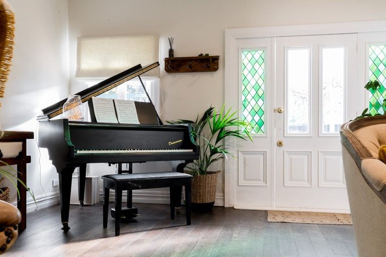 Photo of property in 20 Alpha Street, Cambridge, 3434