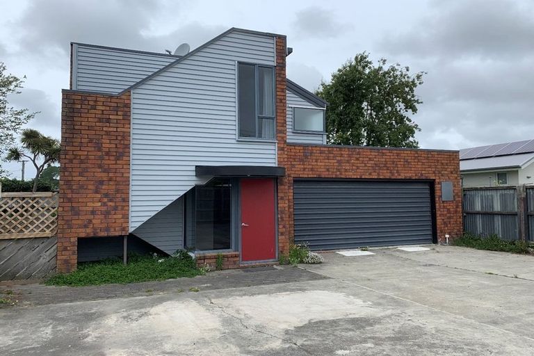 Photo of property in 26b Lake Terrace Road, Burwood, Christchurch, 8061