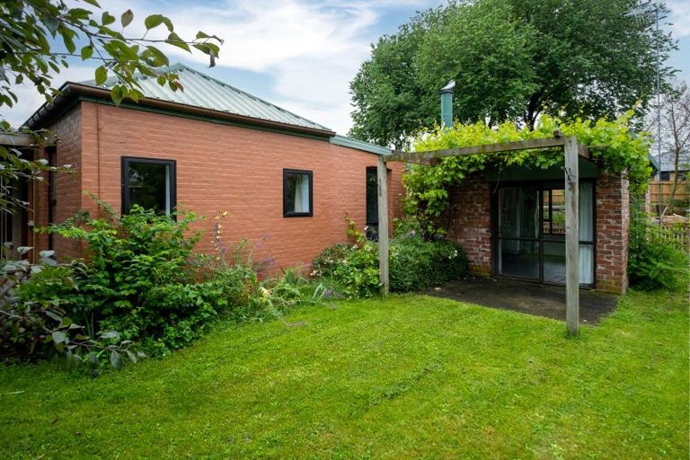 Photo of property in 23a South Terrace Road, Geraldine, 7930