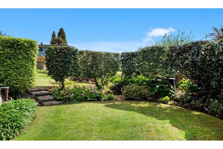 Photo of property in 27 Wychwood Crescent, Springfield, Rotorua, 3015