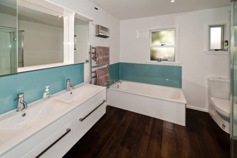 Photo of property in 13 Bourne Crescent, Papanui, Christchurch, 8053