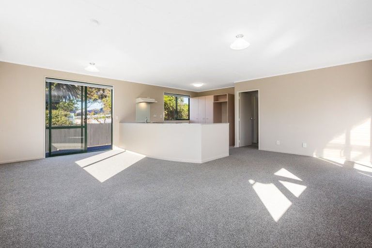 Photo of property in 16b Karaka Street, Otaki Beach, Otaki, 5512