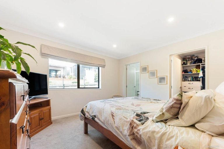 Photo of property in 118 Mcquoids Road, Flat Bush, Auckland, 2019