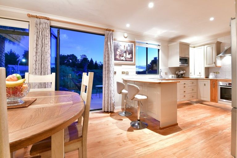 Photo of property in 39 Regency Park Drive, Gulf Harbour, Whangaparaoa, 0930