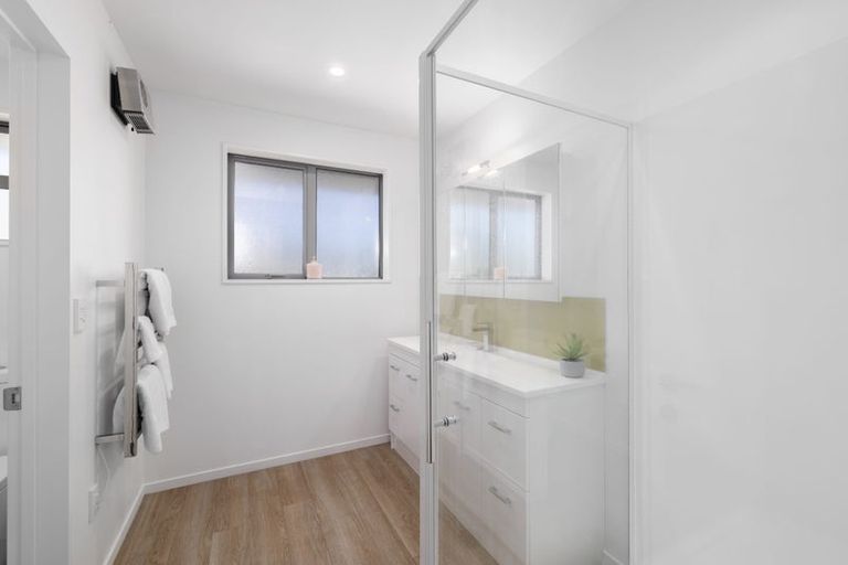 Photo of property in 12 Condell Avenue, Papanui, Christchurch, 8053