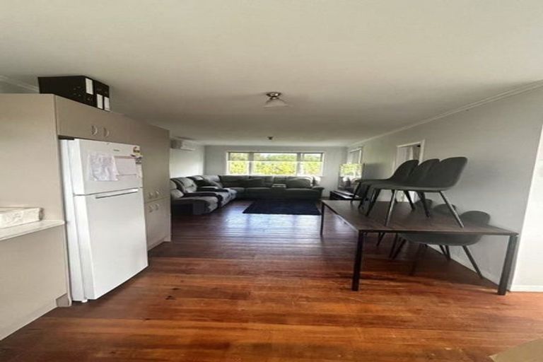 Photo of property in 1/35 Hill Crescent, Papakura, 2110