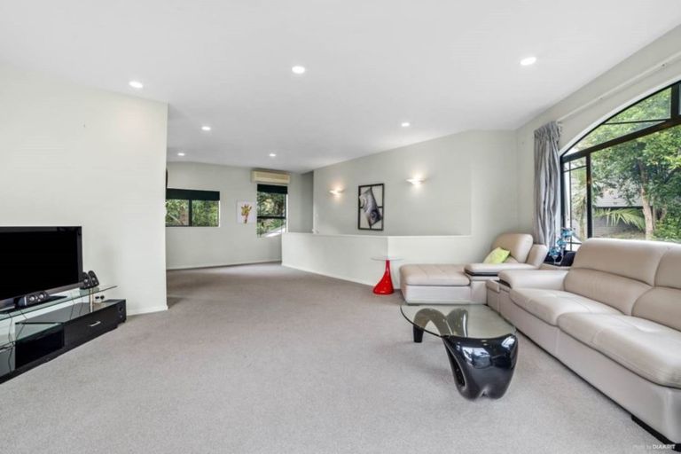 Photo of property in 43b Island Bay Road, Beach Haven, Auckland, 0626
