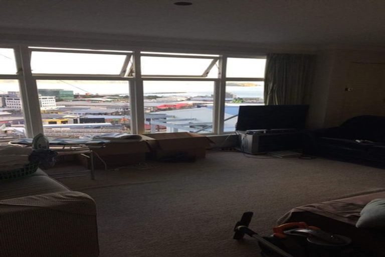 Photo of property in 10 Korokoro Road, Korokoro, Lower Hutt, 5012