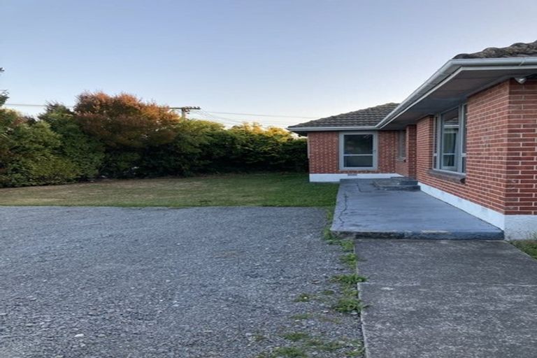 Photo of property in 8 Renfrew Street, Upper Riccarton, Christchurch, 8041