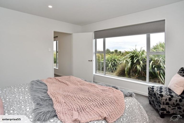 Photo of property in 18 Ardnave Lane, Broomfield, Christchurch, 8042