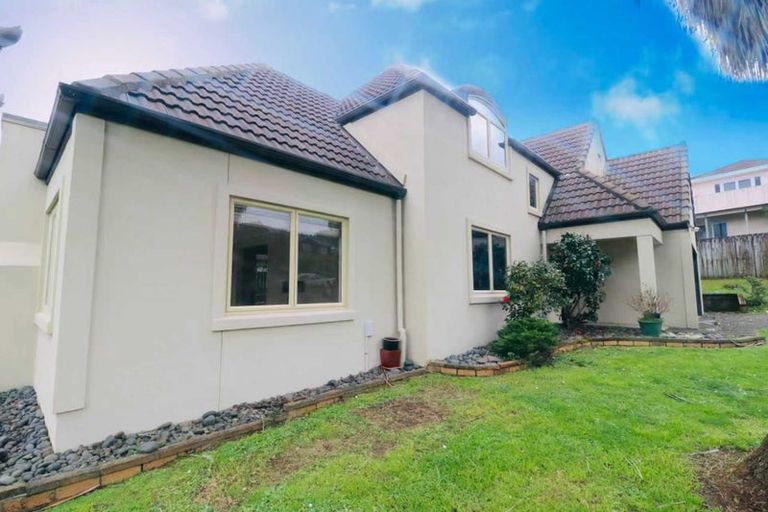 Photo of property in 32 Galaxy Drive, Mairangi Bay, Auckland, 0630