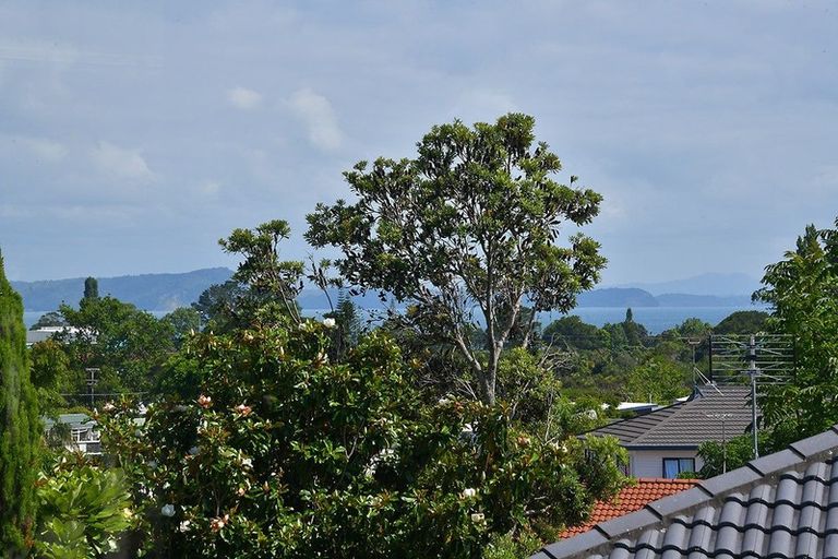 Photo of property in 680 Whangaparaoa Road, Stanmore Bay, Whangaparaoa, 0932