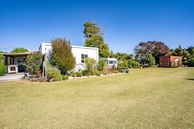 Photo of property in 10a Broadsea Avenue, Ruby Bay, Mapua, 7005