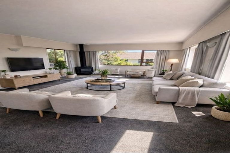 Photo of property in 16 Island View Terrace, Waikanae Beach, Waikanae, 5036