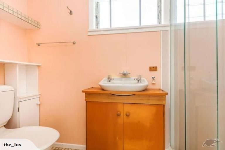 Photo of property in 67 Friend Street, Karori, Wellington, 6012