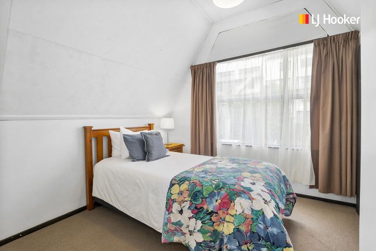 Photo of property in 93m Queen Street, North Dunedin, Dunedin, 9016