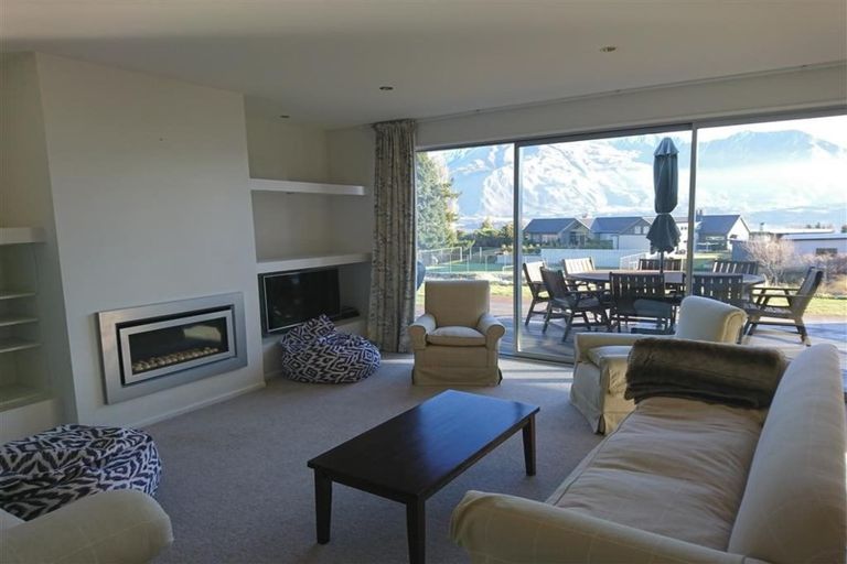 Photo of property in 7 Valley Crescent, Wanaka, 9305