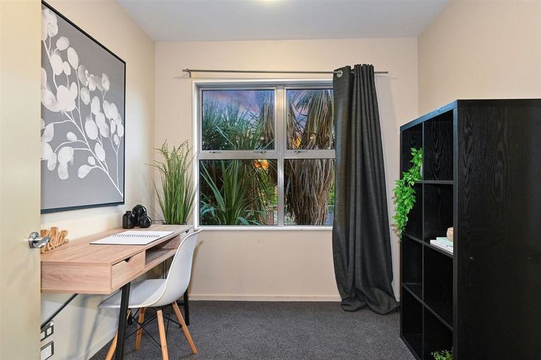 Photo of property in 9a Burlington Street, Sydenham, Christchurch, 8023