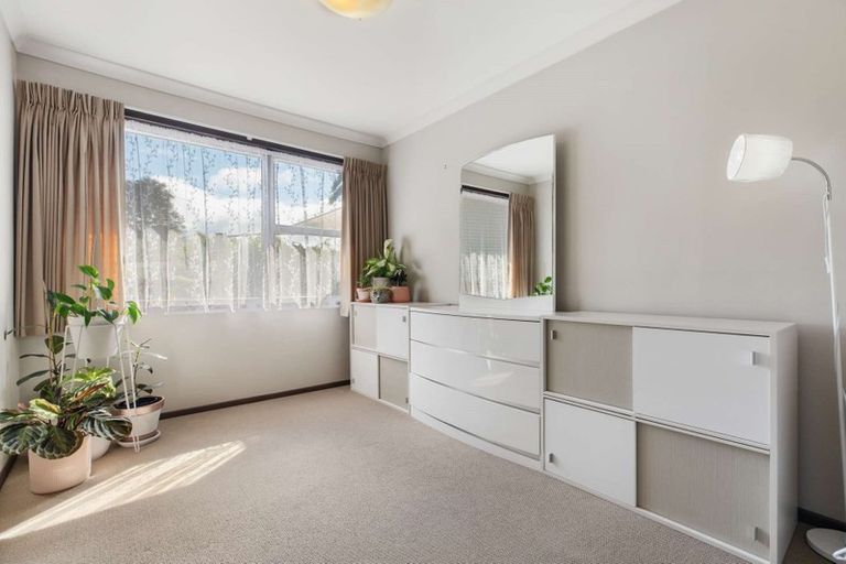 Photo of property in 27 Manapouri Place, Glenview, Hamilton, 3206