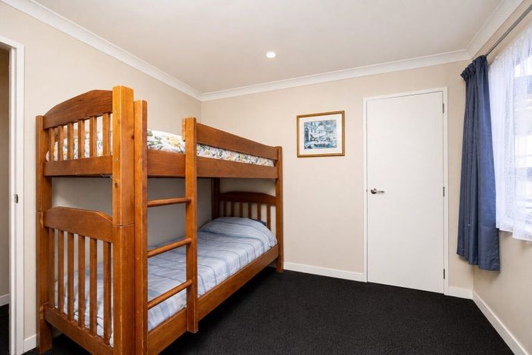 Photo of property in 77 Avondale Road, Taradale, Napier, 4112