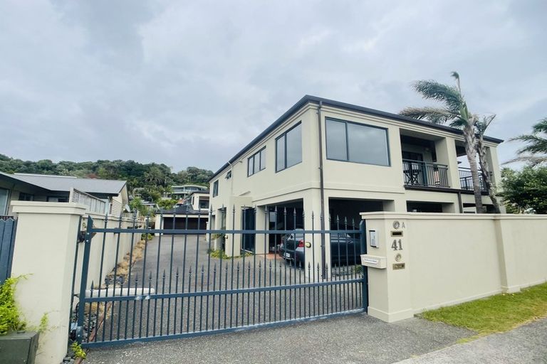 Photo of property in 41a The Esplanade, Eastern Beach, Auckland, 2012