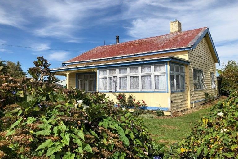 Photo of property in 15 Moffat Street, Nightcaps, 9630